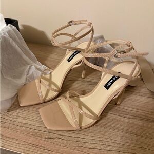 Nine West Nude Strappy Heels Women’s 6